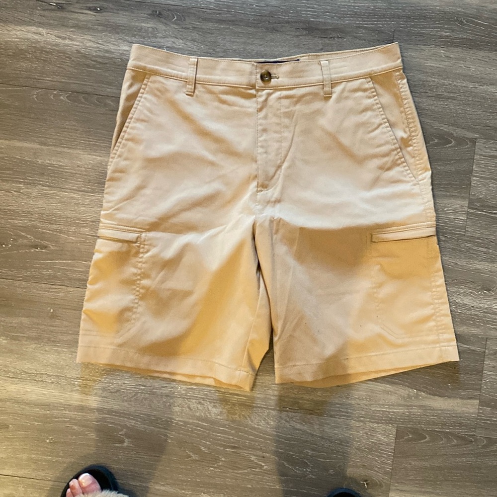 Chaps size 32 shorts